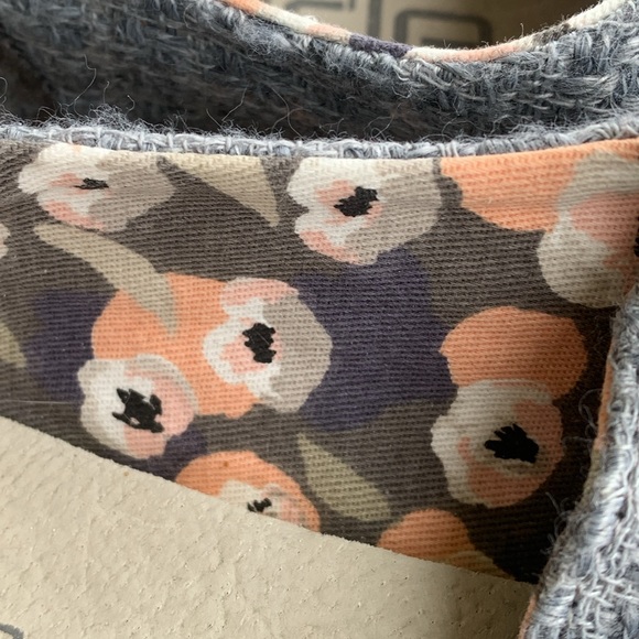 NWT Hey Dude Wendy shoes, Woven Cinder color (gray), women’s size 9. - Picture 4 of 4